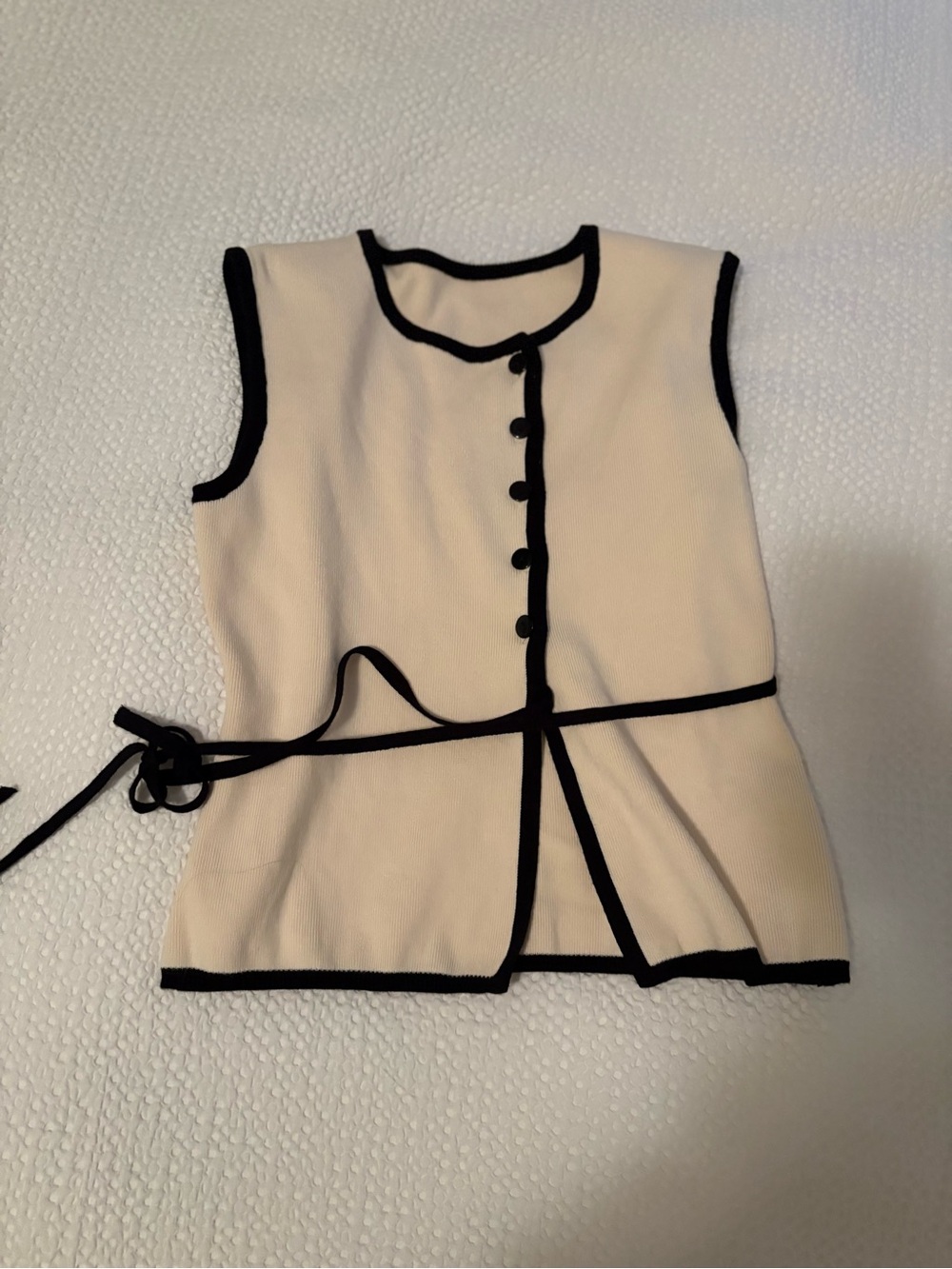 Cream and Black Knit Commense Size Small